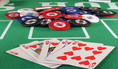 從機率到期望值：撲克類賭博背後不可不懂的數學思維