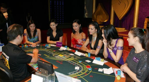 百家樂長龍與跳龍解析：掌握規律，提高勝率的實戰指南